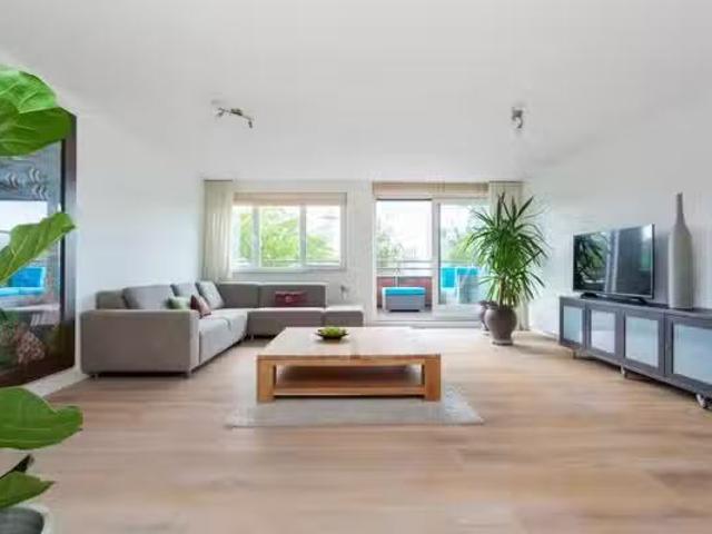 Woning te koop in IJsselmonde, Rotterdam