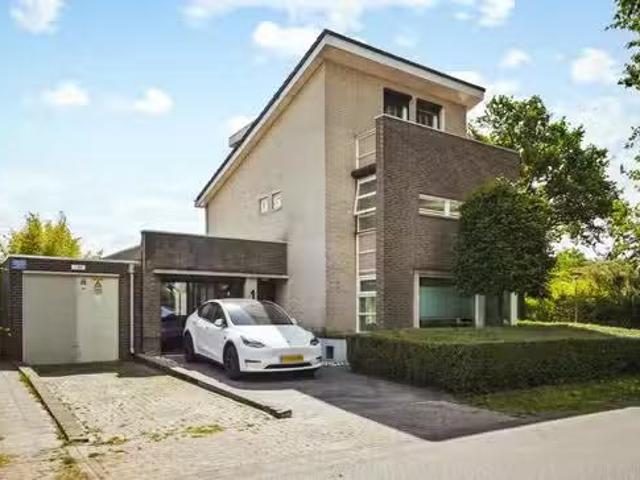 Woning te koop in Eindhoven, Genneperzijde