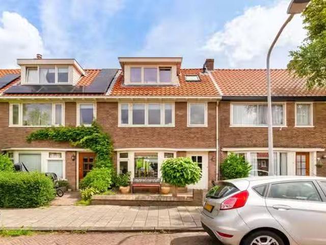 Woning te koop in Charlois, Rotterdam