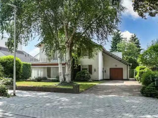 Woning te koop in Eindhoven, Karpen