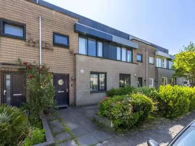 Woning te koop in Literatuurwijk, Almere-haven