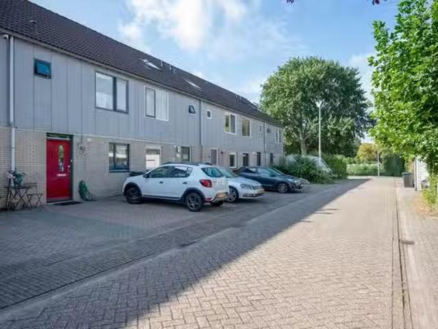 Woning te koop in Lewenborg, Groningen