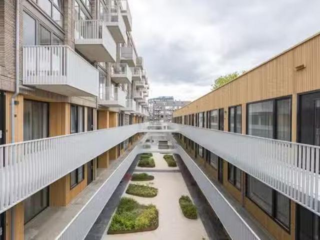 Woning te koop in Het Lage Land, Rotterdam