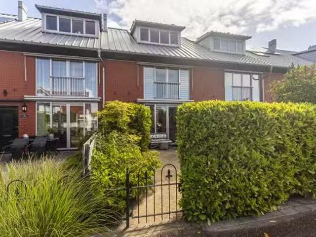 Woning te koop in Vrederust, Zuid Holland
