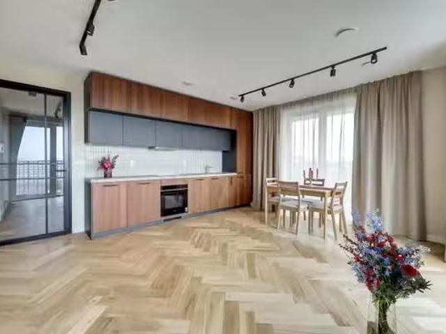 Woning te koop in Ommoord, Rotterdam