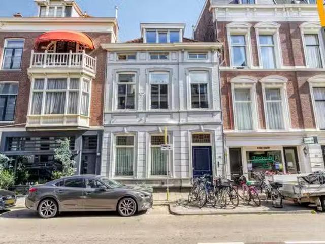 Woning te koop in Benoordenhout, Zuid Holland