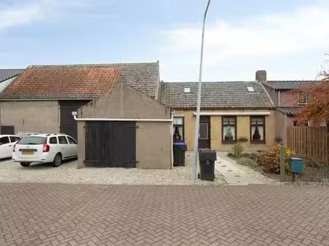 Woning te koop in Ouddorp, Zuid Holland