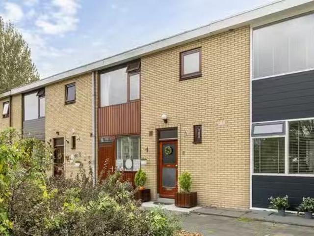 Woning te koop in Oostwijk, Vlaardingen