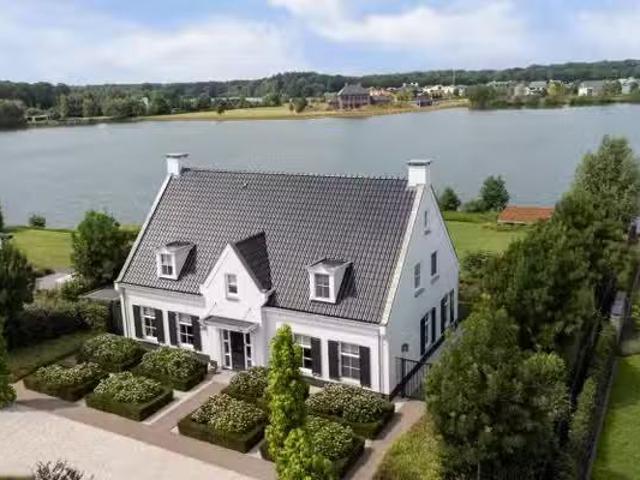 Woning te koop in Venlo, Limburg
