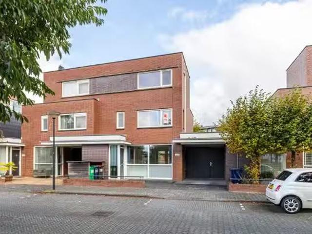 Woning te koop in Wateringse Veld, Den Haag