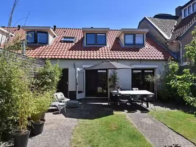 Woning te koop in De Laren, Almere-haven