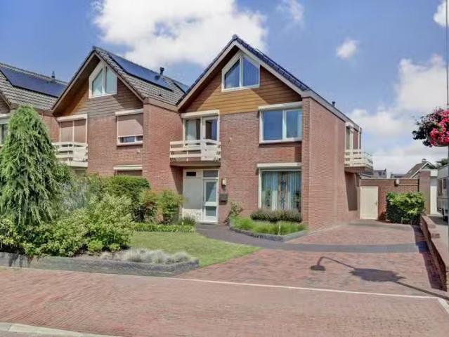 Woning te koop in Hout-Blerick Centrum, Venlo