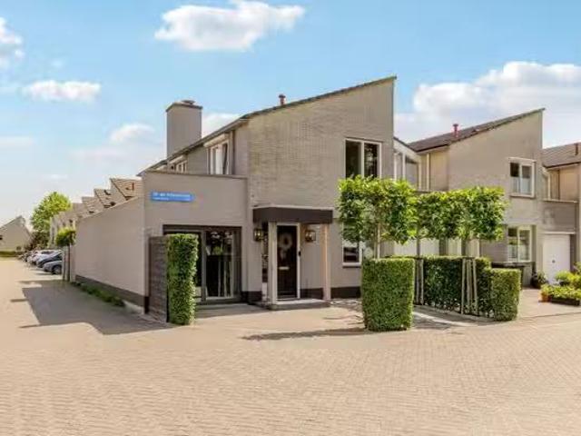 Landhuis te koop in Almere