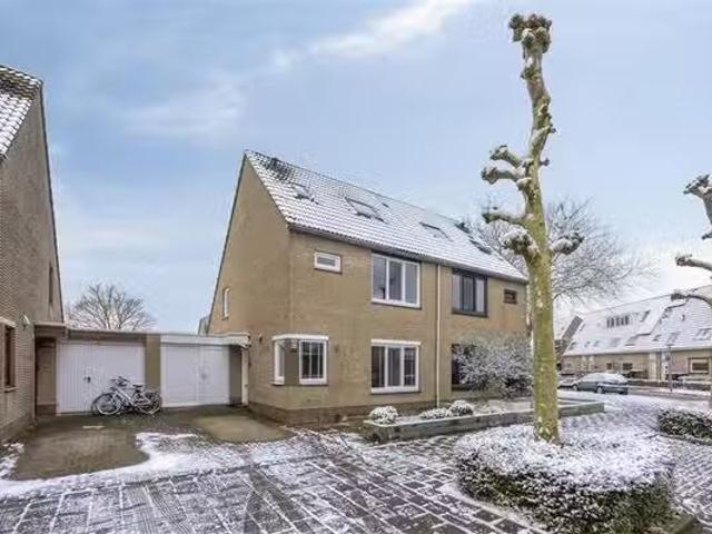 Woning te koop in Kruidenwijk, Almere-haven