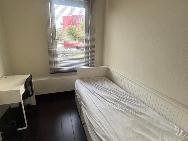 Kamer te huur in Almere Poort, Almere