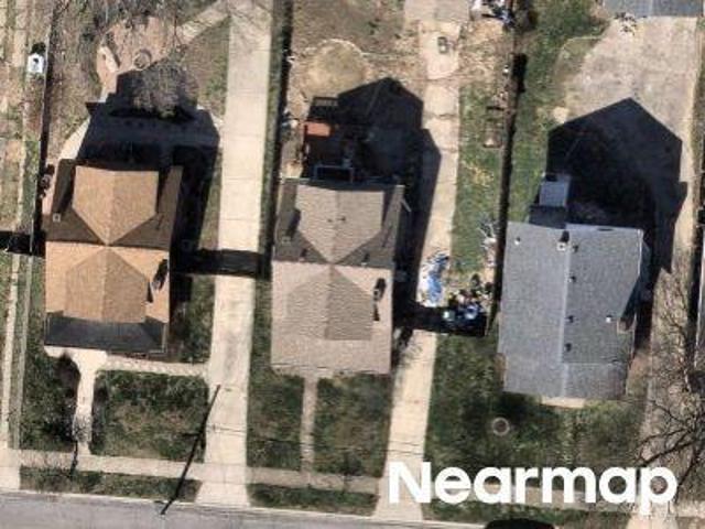 House for sale in Roselawn, Ohio