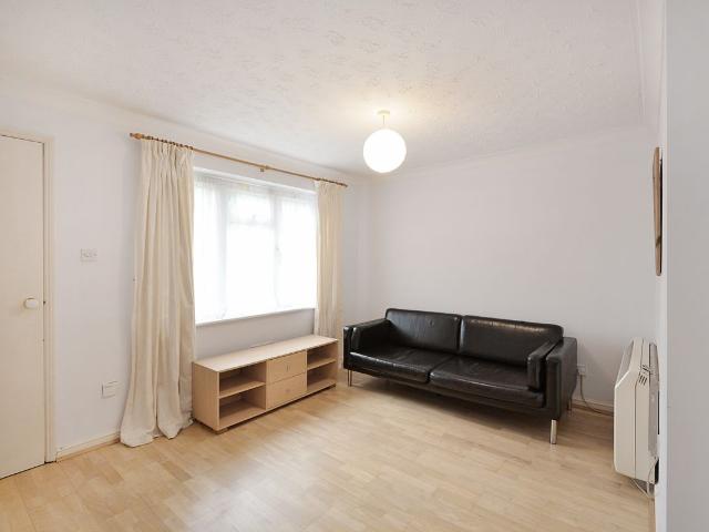 Apartment for rent in Rotherhithe, Greater London
