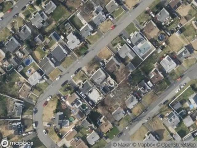 House for sale in Edison, New Jersey