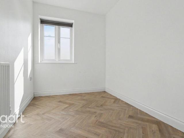 House for rent in Moredon, Swindon
