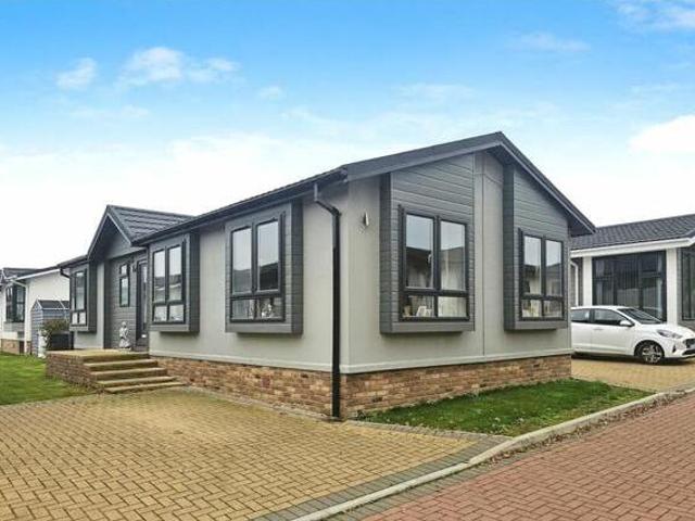 House for sale in Barling