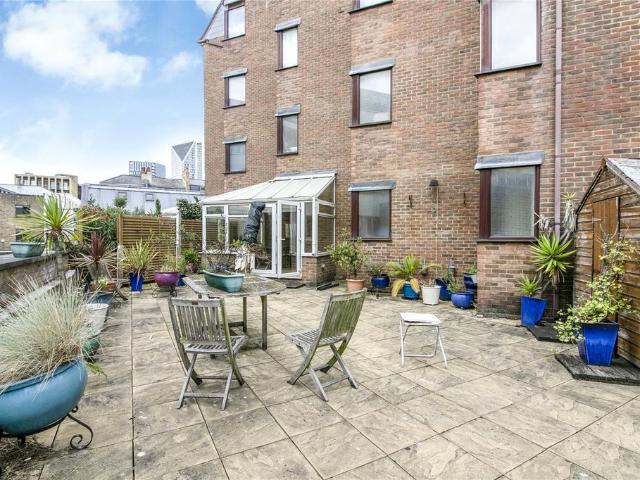 House for rent in The Borough, Greater London