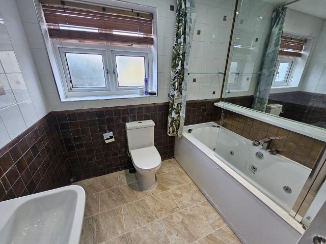 House for rent in London Borough of Barking and Dagenham, Greater London