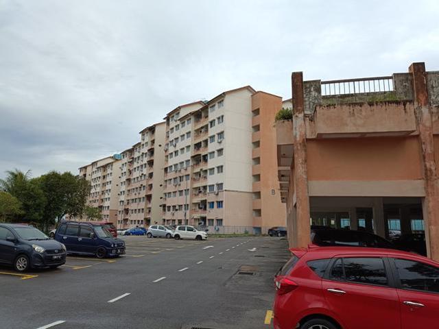 Condominium for sale in Langat, Selangor
