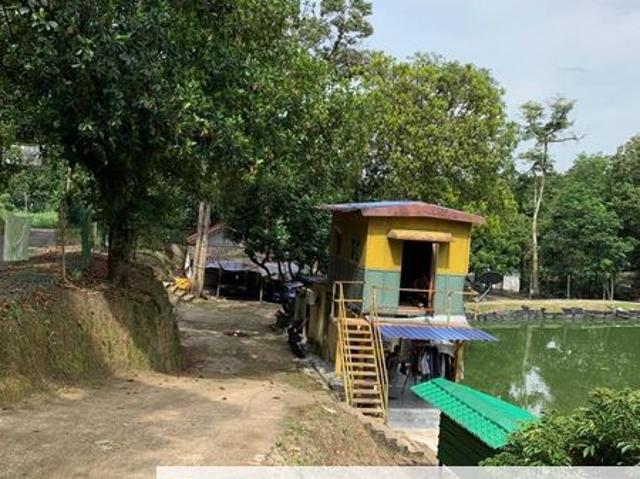Shop for sale in Kajang, Langat