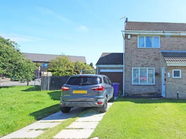 House for rent in Calderstones