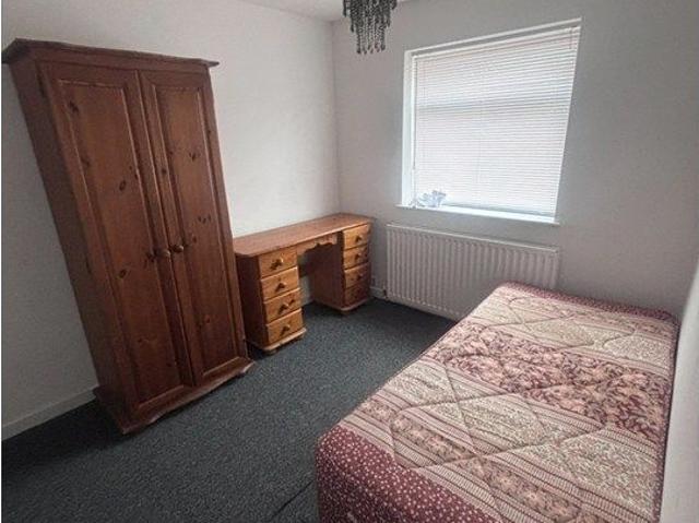 Room for rent in West Midlands