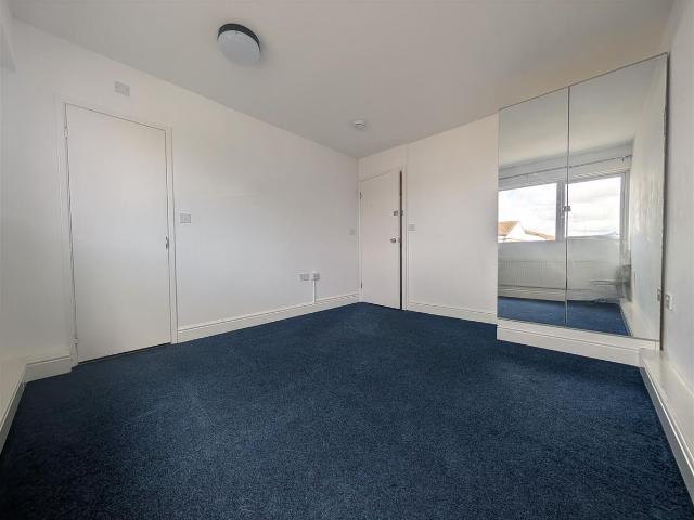 Room for rent in Slough