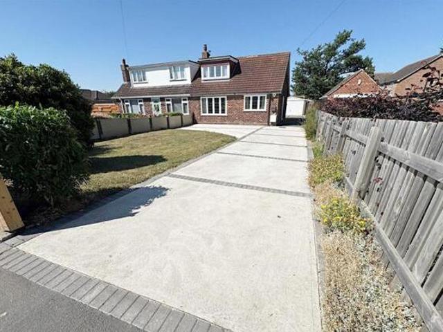 House for sale in Grimsby, North East Lincolnshire