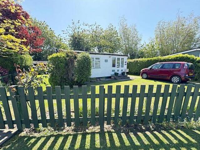 House for sale in Grimsby, North East Lincolnshire