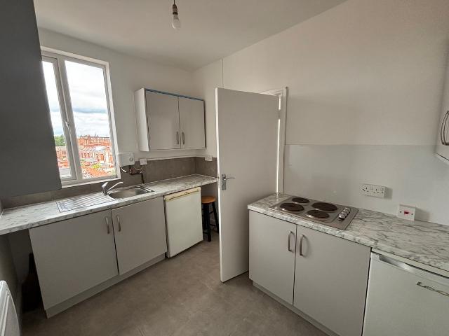 Apartment for rent in Spinney Hills, Old Wharf