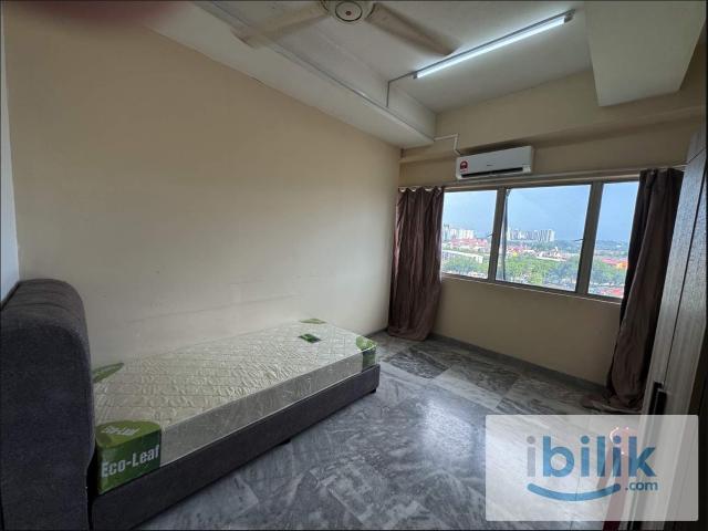 Room for rent in Petaling, Damansara Damai