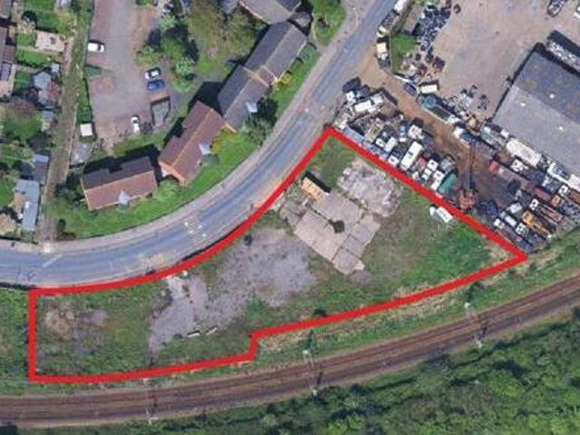 House for sale in Tilbury, Essex