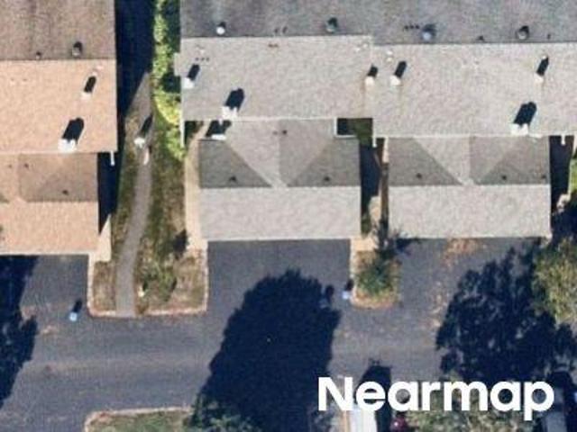 Condo for sale in Deerfield, Illinois