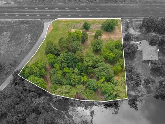 Land for sale in Gilchrist, Texas