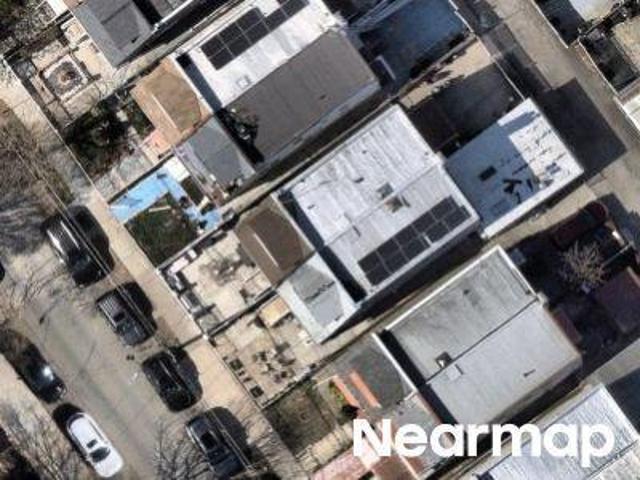 House for sale in Queens, Arverne