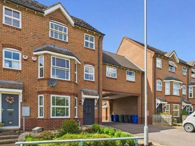 House for sale in Radstone Fields, Brackley