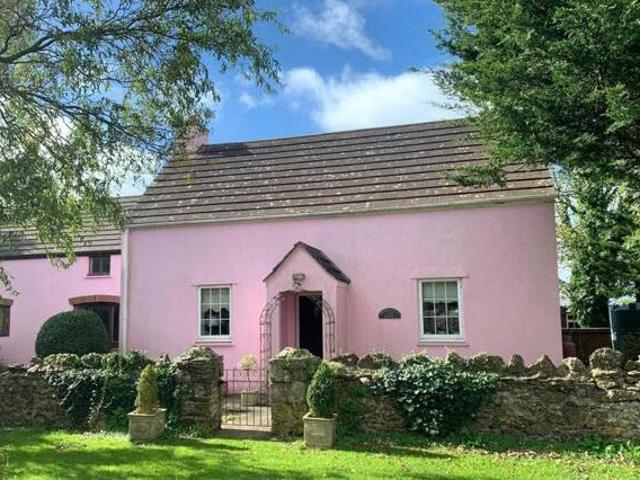 House for sale in Pembroke, Wales