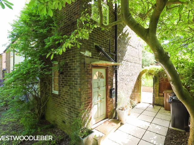 House for rent in Colliers End, Hertfordshire