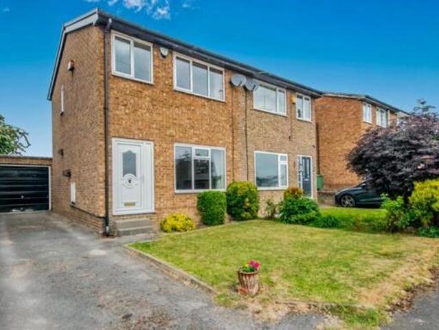 House for sale in Cleckheaton, West Yorkshire