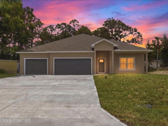 House for sale in Malabar, Florida