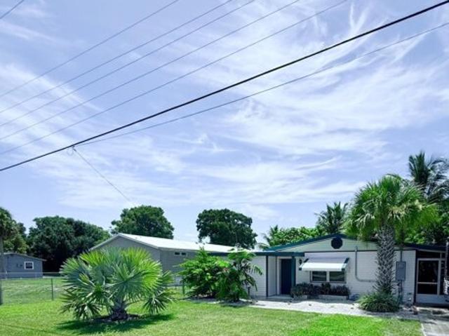 House for sale in Okeechobee