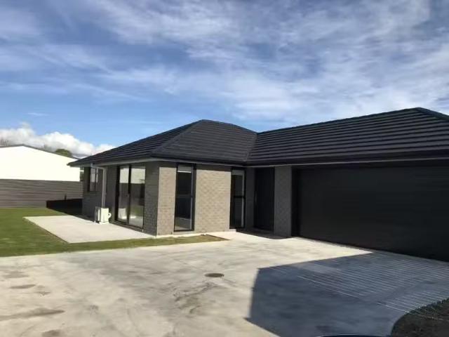 House for rent in Taranaki