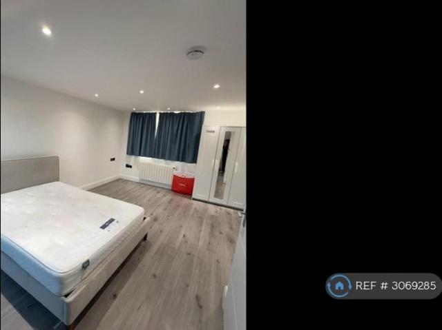 Apartment for rent in London Borough of Harrow, Greater London