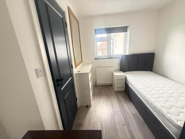 House for rent in Hayes, Greater London