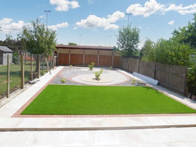 House for rent in Kenton, Greater London