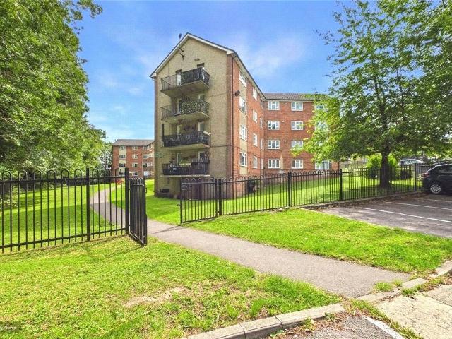 Apartment for rent in Burghfield Common, West Berkshire